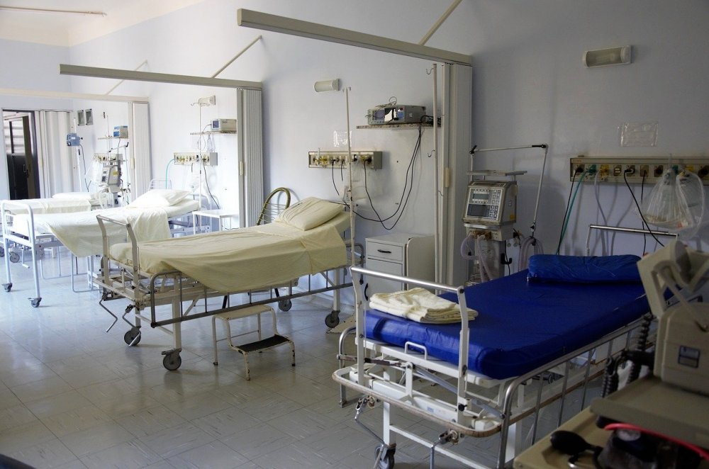 İzmir Konak özel hastaneler listesi 2021