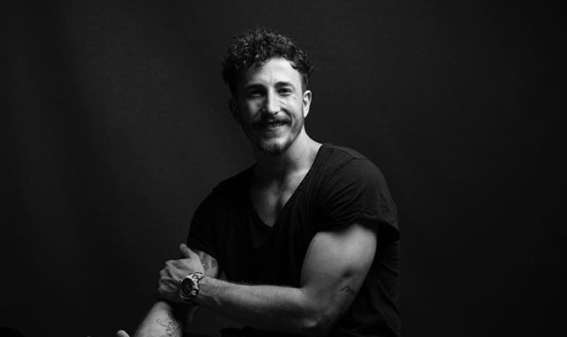 Survivor Berkan hangi sporu yapıyor, memleketi, oynadığı diziler, evli mi, elendi mi?