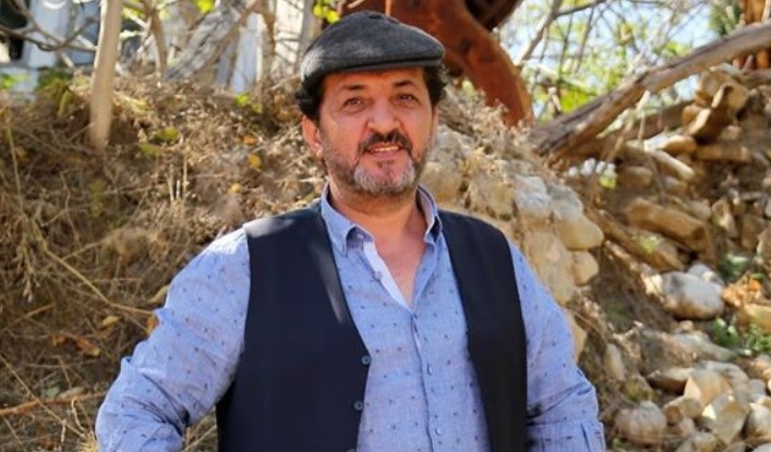 Masterchef Mehmet Şef aslen nereli eşi kim okulu nerede parmakları ve eline ne oldu?