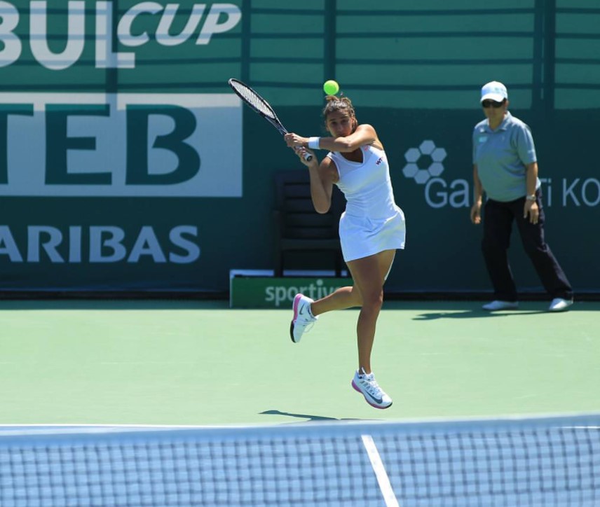 Survivor Melis Sezer