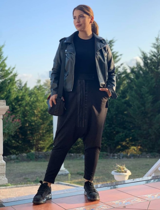 Doya Doya Moda Rabia Ağca kimdir nereli kaç yaşında Doya Doya Moda Rabia kaç kilo boy nedir?