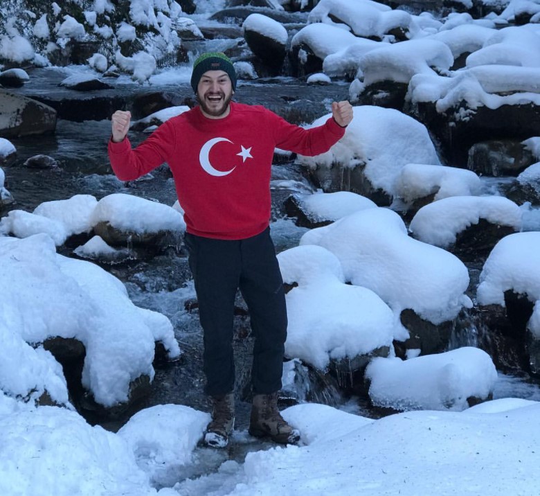 Survivor Reşat Hacıahmetoğlu