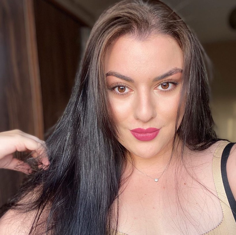 Doya Doya Moda Gamze Eroğlu kimdir kaç yaşında boyu kaç kaç kilo Doya Doya Moda Gamze nereli?