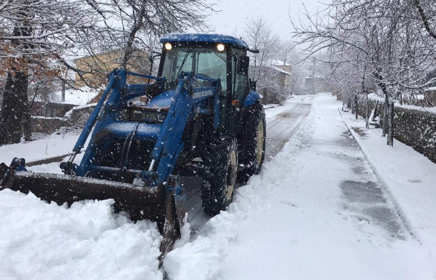 Beklenen kar yağışı gerçekleşti, kar kalınlığı 30 santimetreyi geçti