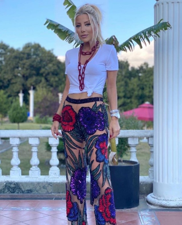 Doya Doya Moda Gülşah Saraçoğlu aslen nereli kimdir kaç yaşında boyu kaç kaç kilo?