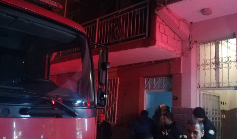 Bornova Zafer Mahallesi'nde yangın paniği