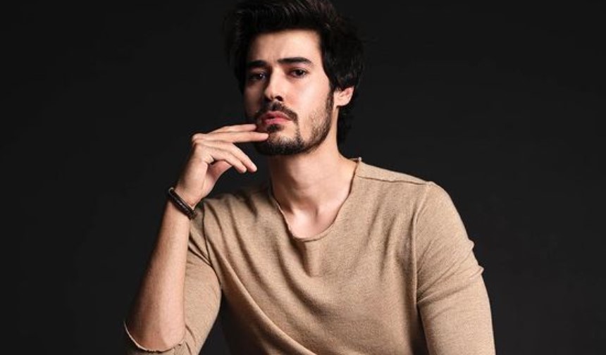 Berkay Veli aslen nereli boyu kaç burcu ne evli mi eşi kim Berkay Veli oynadığı tv dizileri filmleri