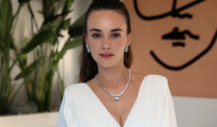 Hande Soral aslen nereli evli mi eşi kimdir burcu ne Hande Soral oynadığı filmleri ve tv dizileri