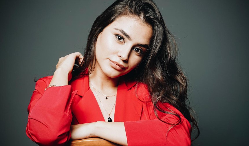 Hazal Çağlar aslen nereli boyu kaç burcu ne evli mi eşi sevgilisi kim oynadığı tv dizileri filmleri