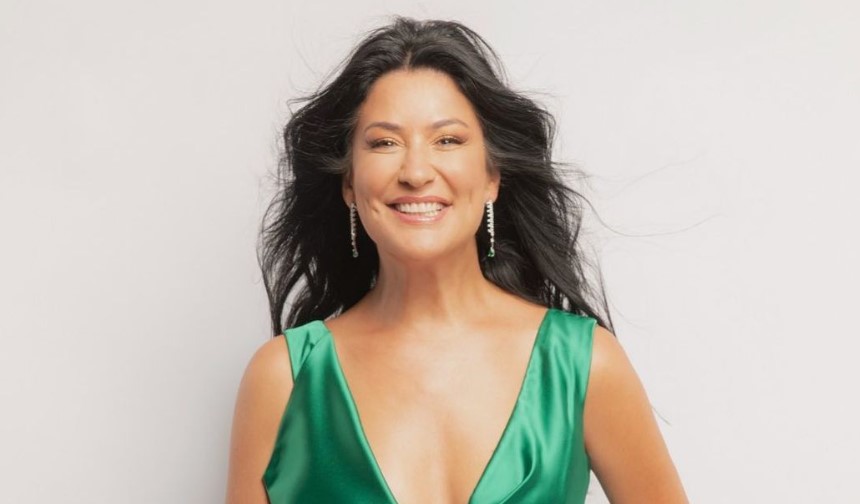 İclal Aydın aslen nereli boyu kaç burcu ne evli mi eşi kimdir oynadığı tv dizileri filmleri