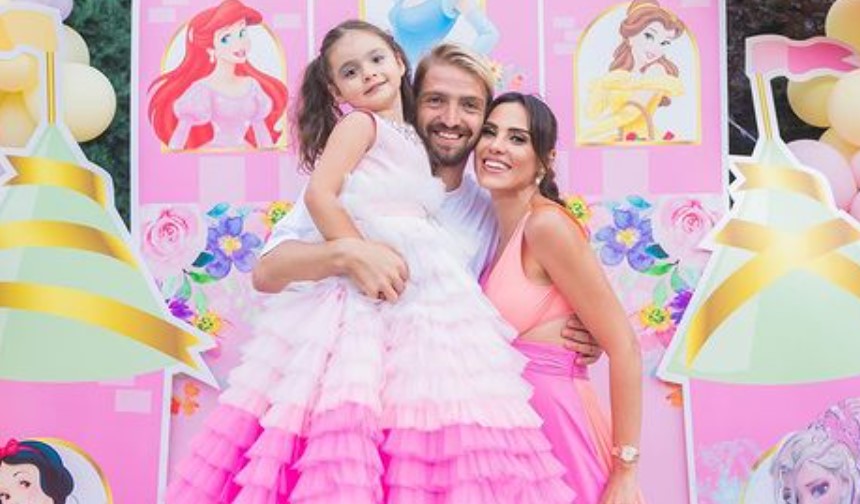 Şükran Ovalı aslen nereli kiminle evli eşi kim burcu ne oynadığı filmleri ve tv dizileri