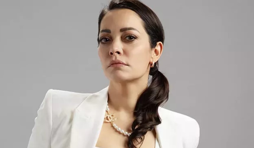 Sezin Akbaşoğulları aslen nereli boyu kaç burcu ne evli mi eşi kim oynadığı filmleri ve tv dizileri