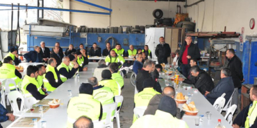 İzmir Balçova Belediyesi Asgari Ücreti 2 Bin 300 TL'ye Çıkardı