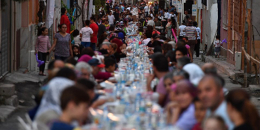 izmir, Tunç Soyer, Ahmed Adnan Saygun Sanat Merkezi, Dokuz Eylül Üniversitesi, Türkiye, Neptün Soyer