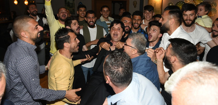 izmir, Bayındır elektrik kesintisi, Bergama elektrik kesintisi, Bornova elektrik kesintisi, Dikili elektrik kesintisi, Karşıyaka elektrik kesintisi, Kemalpaşa elektrik kesintisi, Kınık elektrik kesintisi, Kiraz elektrik kesintisi, Ödemiş elektrik kesintisi, Tire elektrik kesintisi, Urla elektrik kesintisi, Beydağ elektrik kesintisi, Konak elektrik kesintisi, Buca elektrik kesintisi, izmir elektrik kesintisi, Karabağlar elektrik kesintisi, Gaziemir elektrik kesintisi, Güzelbahçe elektrik kesintisi