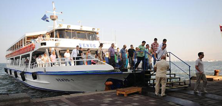 Karşıyaka, izmir, Bayındır, Karabağlar, Karaburun, Menderes, Narlıdere, İzmir Büyükşehir Belediyesi, Cumhuriyet Halk Partisi, Cumhuriyet Meydanı, Alsancak, Gündoğdu Meydanı