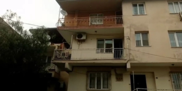 Buca'da 3. kattaki kardeş, alt kattaki ağabeyini pompalı tüfekle öldürdü