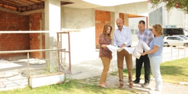 Karşıyaka, izmir, Karşıyaka Belediyesi