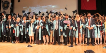 Karşıyaka, İzmir Büyükşehir Belediyesi, Karşıyaka Belediyesi, Cemil Tugay