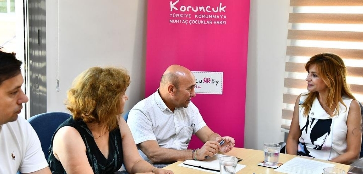 izmir, Bergama, Kınık, Hüsnü Şenlendirici