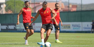 Göztepe, Beşiktaş maçı için İstanbul'a gidiyor