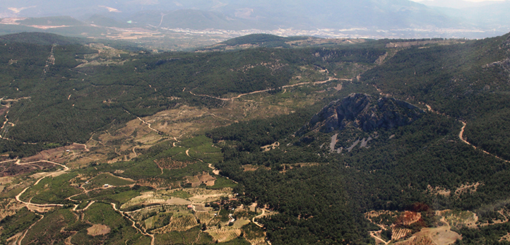 Karşıyaka, İzmir Büyükşehir Belediyesi, Karşıyaka Belediyesi, Cemil Tugay