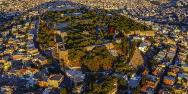 izmir, Bayraklı, Binali Yıldırım