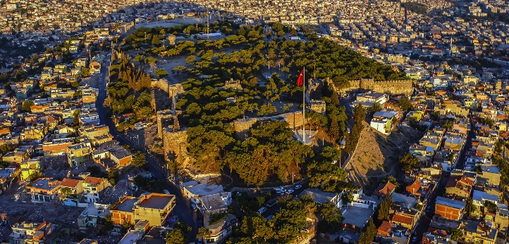 izmir, Bayraklı, Binali Yıldırım