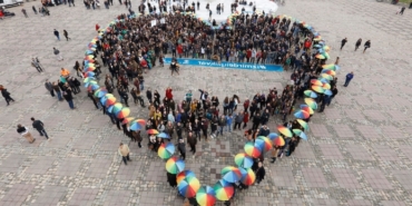 Güzelbahçe, Aziz Kocaoğlu, Tunç Soyer
