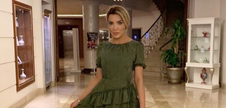 Karşıyaka, izmir, Bostanlı, Suat Taşer Tiyatrosu, Hüsnü Arkan