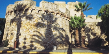 izmir, Ahmet Davutoğlu, Ak Parti