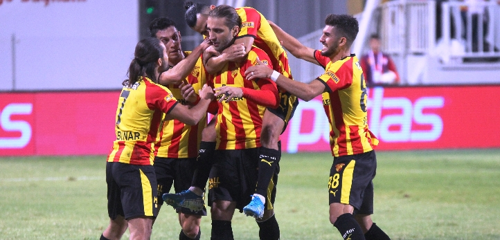 izmir, Aliağa, Bergama, Foça, Menemen