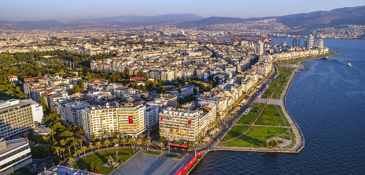 izmir, İzmir Büyükşehir Belediyesi, Tunç Soyer, Arkas Sanat Merkezi, Lucien Arkas