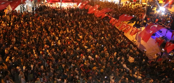 Yıldız Tilbe, izmir, Konak, Kültürpark, Kültürpark Açıkhava Tiyatrosu