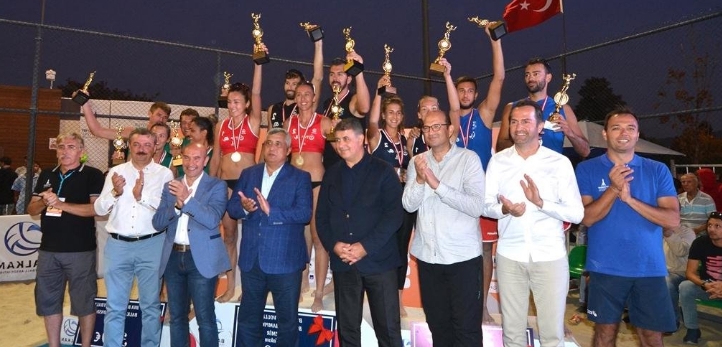 izmir, Torbalı, Yaşar Üniversitesi, İzmir Ekonomi Üniversitesi, Torbalı Belediyesi, İsmail Uygur, İzmir Demokrasi Üniversitesi