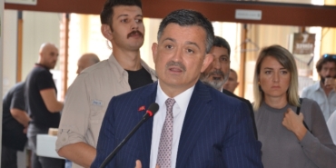 Pakdemirli İzmir’de orman yangınları hakkında konuştu