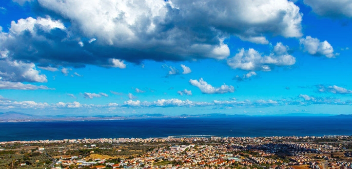 Demet Akalın, Hande Yener