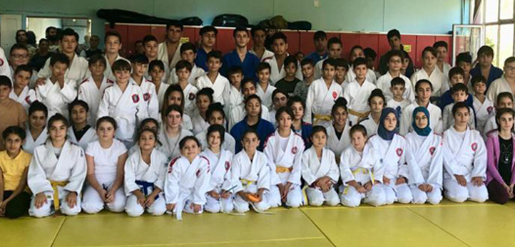 İzmir Büyükşehir Belediyespor