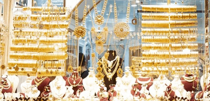 izmir, Konak, Cumhuriyet Meydanı, Konak Meydanı, Gündoğdu Meydanı