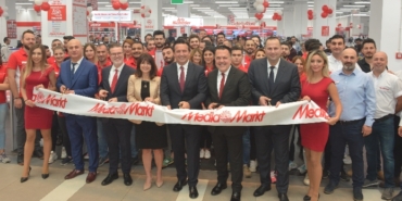 İzmir Hilltown Karşıyaka’da MediaMarkt mağazası açıldı