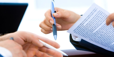 Karşıyaka, izmir, Bostanlı, Suat Taşer Tiyatrosu, Genco Erkal, Erdal Beşikçioğlu, Bir Delinin Hatıra Defteri, Bostanlı Suat Taşer Tiyatrosu