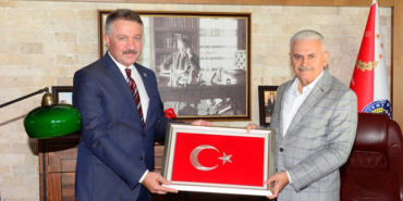 izmir, Konak, Kültürpark Açıkhava Tiyatrosu, İzmir Açık Hava Konserleri, izmir konserleri, Duman, Kaan Tangöze