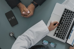 Karşıyaka, izmir, Bostanlı, İzmir özel hastaneler