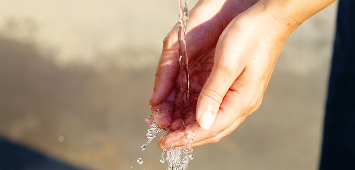 izmir, Aliağa, Bayındır, Bergama, Beydağ, Dikili, Güzelbahçe, Karaburun, Kemalpaşa, Kınık, Kiraz, Menderes, Menemen, Ödemiş, Seferihisar, Torbalı, Urla