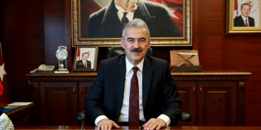 Menderes, Adnan Menderes Havalimanı