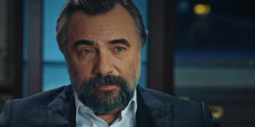 Hande Erçel, Buğra Gülsoy, Mustafa Yıldıran, Mustafa Avkıran, Duygu Sarışın, Selen Öztürk, Tugay Mercan, Başak Daşman, Azize