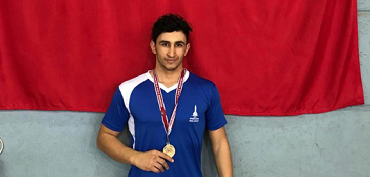 Hande Erçel, izmir, Buğra Gülsoy, Mustafa Yıldıran, Duygu Sarışın, Selen Öztürk, Başak Daşman, Azize