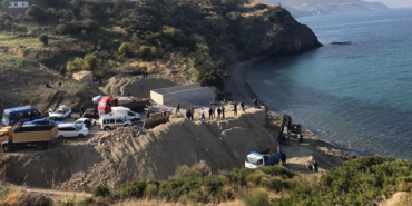 Karaburun Hasseki Mahallesi'nde yıkım çalışmaları başladı