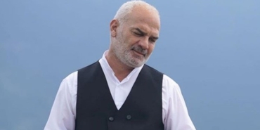 izmir, Çeşme, Karaburun, Konak, Urla, Star TV, Emre Kınay, Elifcan Ongurlar, Ece Uslu, Özge Özacar