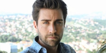 Kanal D, Afili Aşk, Çağlar Ertuğrul, Burcu Özberk, Altan Erkekli, Neşe Beykent